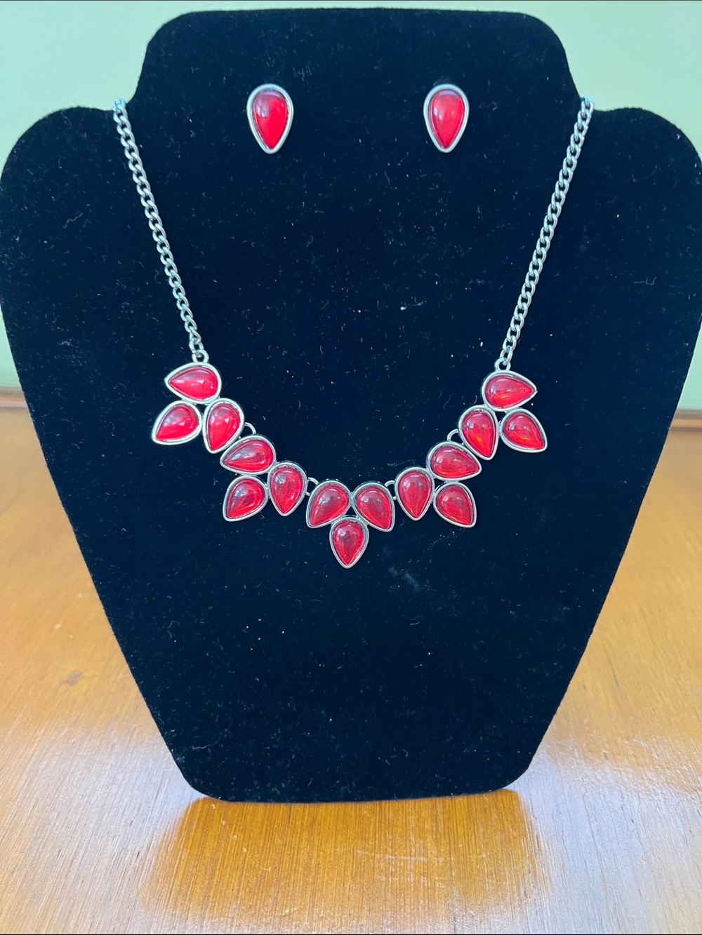 Red Teardrop Necklace and Earring Set - Charming Charlie